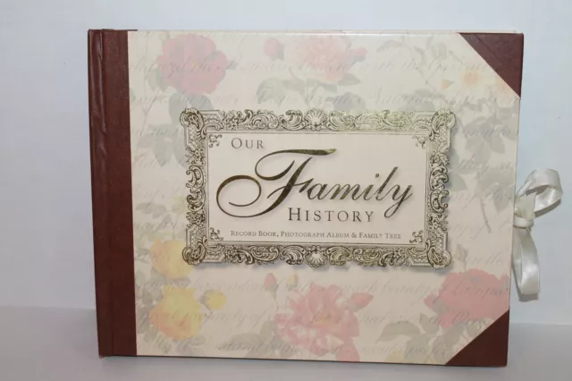 Our Family History : Record Book, Photograph Album & Family Tree Keepsake Book