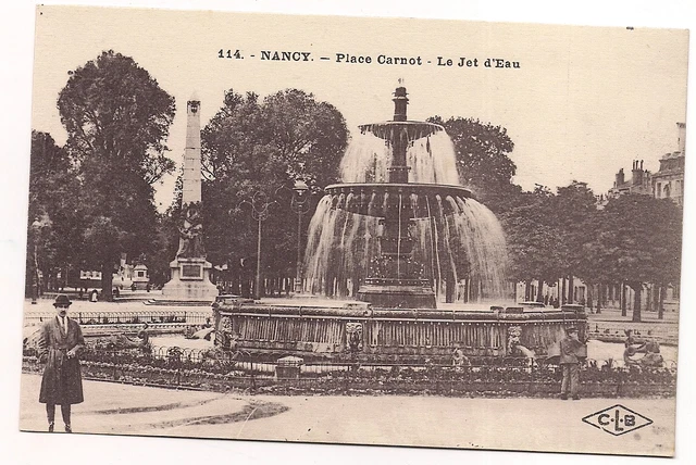 nancy  place carnot  le jet d'eau