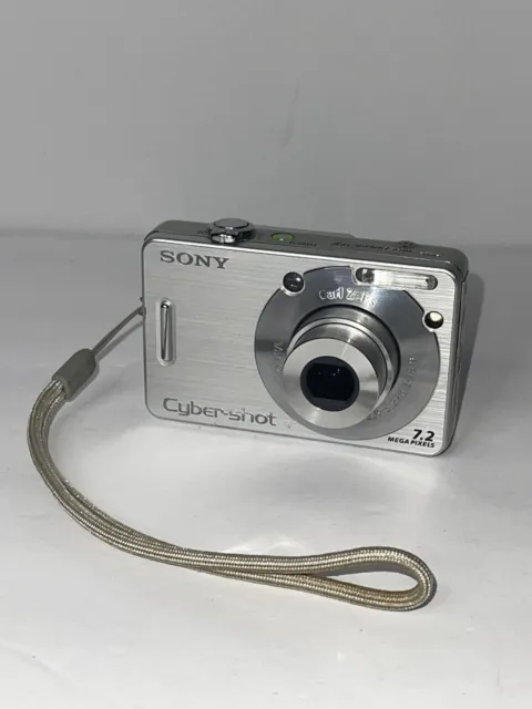 Sony CyberShot DSC-W70 7.2 Megapixel Digital Camera Tested Works