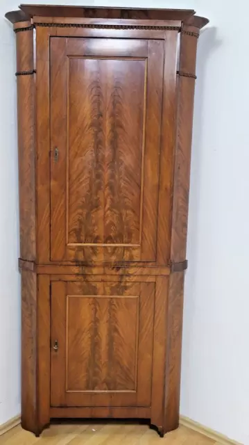 Biedermeier Eckschrank  Antik ca. 1900 Jh.