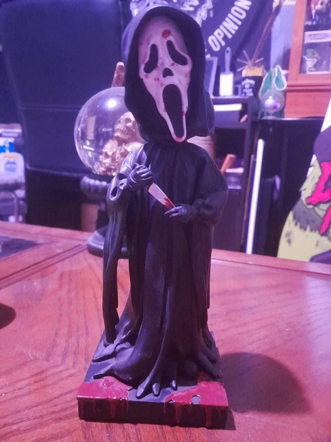 royal bobbles ghost face blood splatter edition