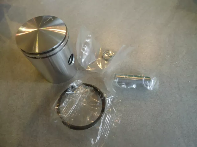 lot piston complet ( Segments + Clips + Axe Neuf)  Scooter Vespa CIAO 38.6