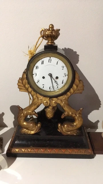 Orologio Antico In Legno Viennetta