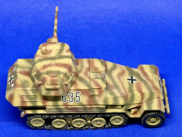 Le SdKfz 251 Hanomag Gris En Miniature De Solido Au 1/50e Avec Roues Fondues 11980