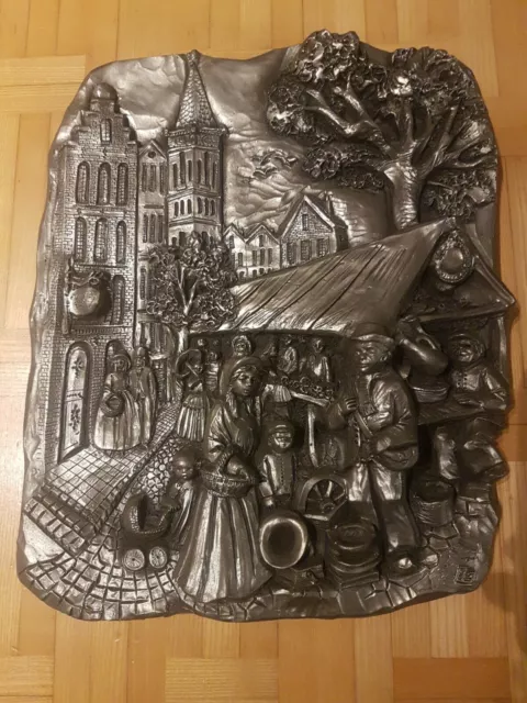 Antikes  Zinn Bild Relief 3 D Stadt Markt ,DER ZOLL, HANDARBEIT 38x30cm