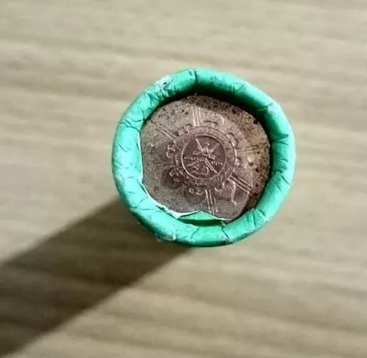 Oman UNC roll coins 5 baisa 2015  45th national day ، 50pcs  Arab Gulf coins