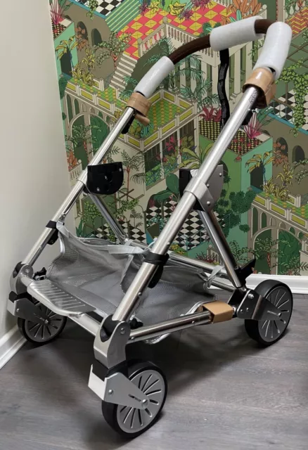 ️ Mamas & Papas URBO2 URBO SILBER TEAK CHASSIS Räder Bremsen Griff Korb NEU