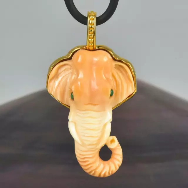 Gold Vermeil Sterling Silver Carved Shell Emerald Asian Elephant Pendant 8.80 g