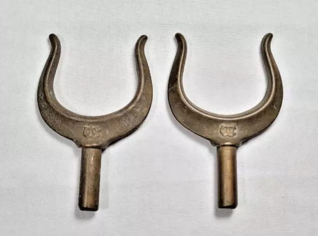 Pair of Vintage Wilcox Crittenden No. 1 Bronze Oar Locks ~ 2" Between Forks