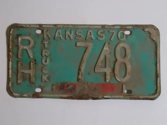 1970 Kansas RH TRUCK 748 License Plate / American Number Plate