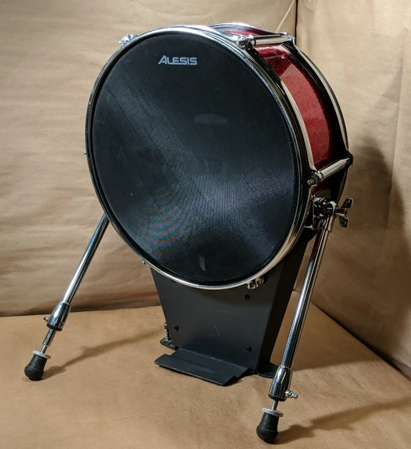 Alesis Strike Pro Bass Kick Drum 14” Mesh Pad Alesis Strike Pro Bass Kick Drum 14” Mesh Pad