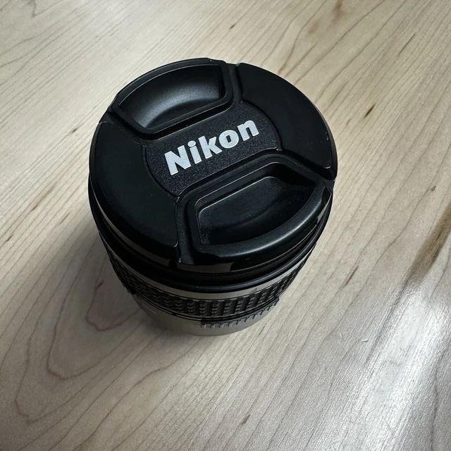 Nikon Micro-NIKKOR 60mm f/2.8 CRC D AF Lens 2