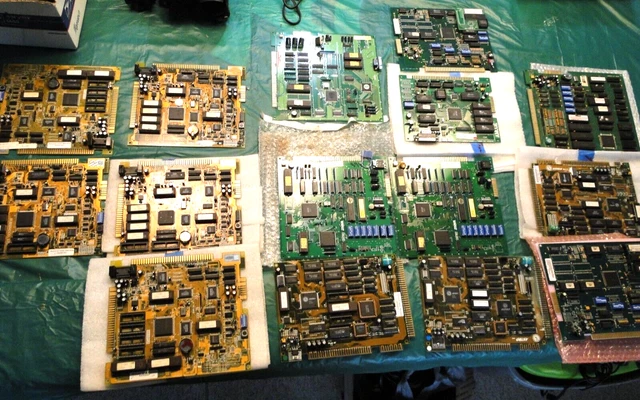 Vtg 15 Slot Machine Circuit Boards Astro Corp, Dyna, Subsino Co , Scrap Gold ++ Vtg 15 Slot Machine Circuit Boards Astro Corp, Dyna, Subsino Co , Scrap Gold ++