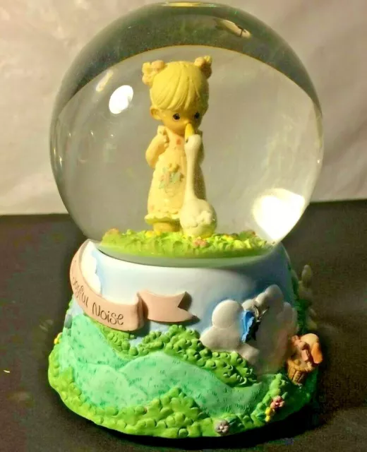 Enesco Musical Snow Globe Precious Moments By the Beautiful Sea