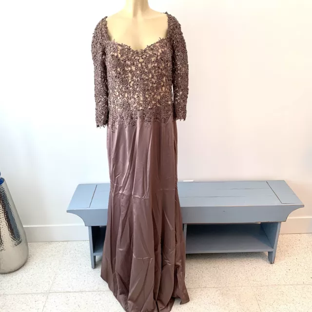 New La Femme Floral Lace Gown Sz 16 Beaded Long Brown Satin MOB Formal NWT