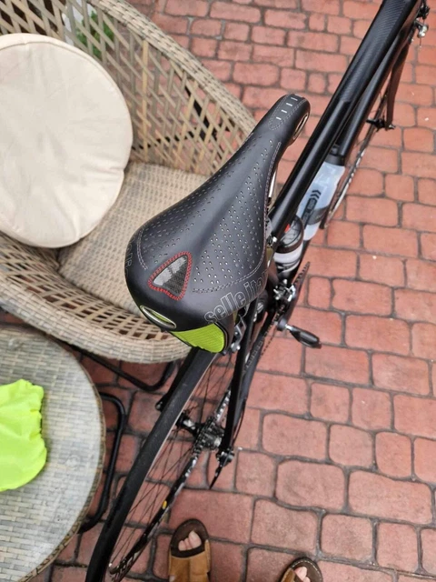 Mountain ridge outlet plasma bike