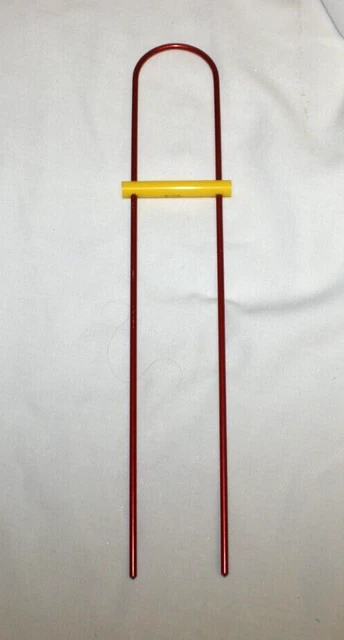 VTG Boye Hairpin Lace Maltese Crochet Fork Loom Tool 2" w/ Rounded End Red VTG Boye Hairpin Lace Maltese Crochet Fork Loom Tool 2" w/ Rounded End Red