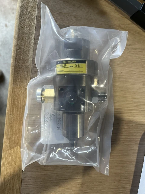 Plug Power 2 Stage Regulator 6500 psi Inlet Remanufactured