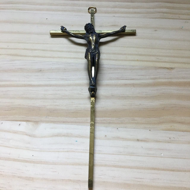 Vintage Brass Gold toned Metal Crucifix Wall Hanging Jesus On The Cross 10"T 5"W