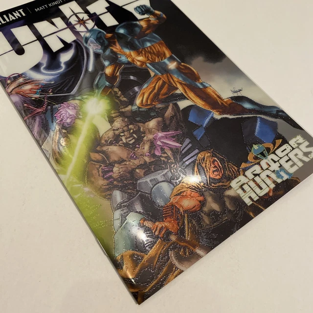 UNITY #8 Chromium Cover Valiant Entertainment Comics 2014 Armor Hunters! 3