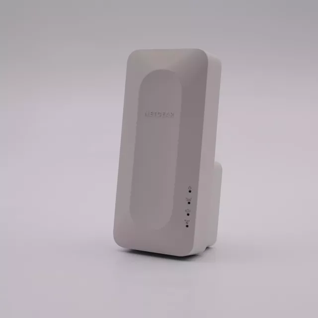 NETGEAR Nighthawk EAX12 WiFi 6 WLAN Mesh Repeater AX1600 WLAN Verstärker