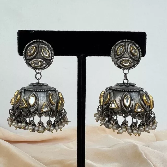 Boucles d'oreilles Jhumka plaquées argent Bollywood de créateur indien...