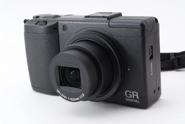 RICOH GR 10.0MP Digital III 3 Camera w/ battery Charger [Exc++] From Japan E640 2