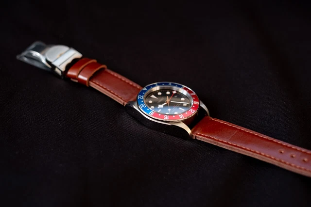 Corgeut black bay best sale gmt