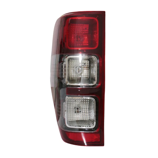 Left Rear Bumper Light For Land Rover Discovery 2 (1998-2002) – Part #XFB101490 – New