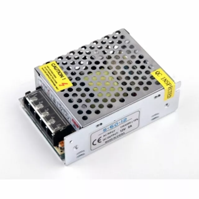 Transformador-Fuente de Alimentacion/Alimentador AC a DC de 220 a 12v 5 Amperios