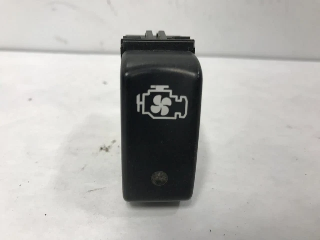 Kenworth T660 FAN OVERRIDE Dash/Console Switch - Used | P/N P27104013