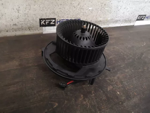 moteur du ventilateur de chauffage Seat Leon III 5F 5Q1819021 1.6TDi 66kW CLHB 2