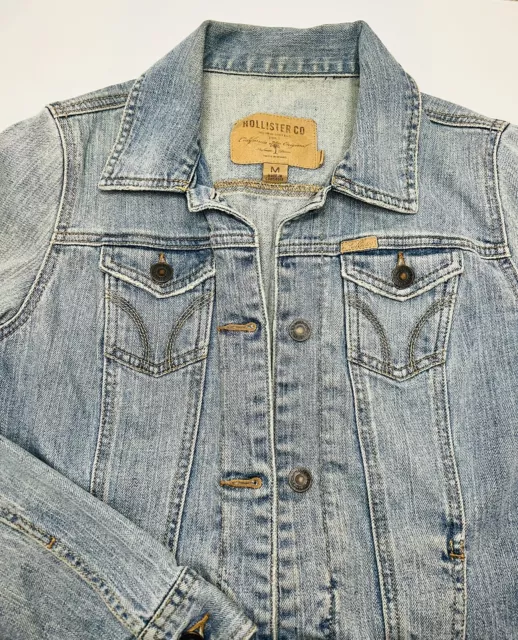 HOLLISTER DENIM JACKET, Women's Fashion, Coats, Jackets and Outerwear on  Carousell