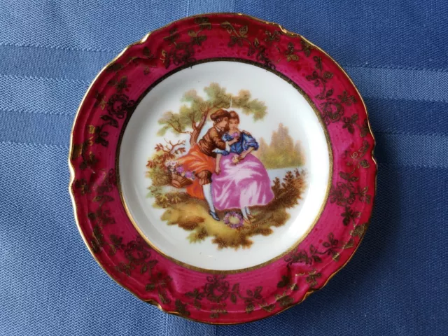 Limoges Edite Par Gout De Ville French Mini Plate, Romantic Scene, 3.25”