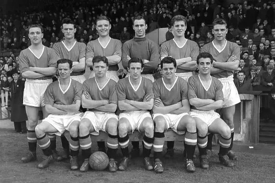 Man Utd Football Team Photo 1955-56 Season