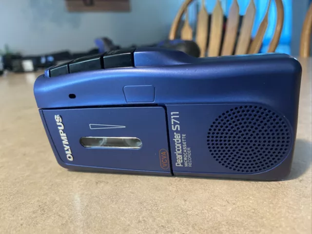 Olympus Pearlcorder S711 Blue Voice-Activated Microcassette Recorder Tested