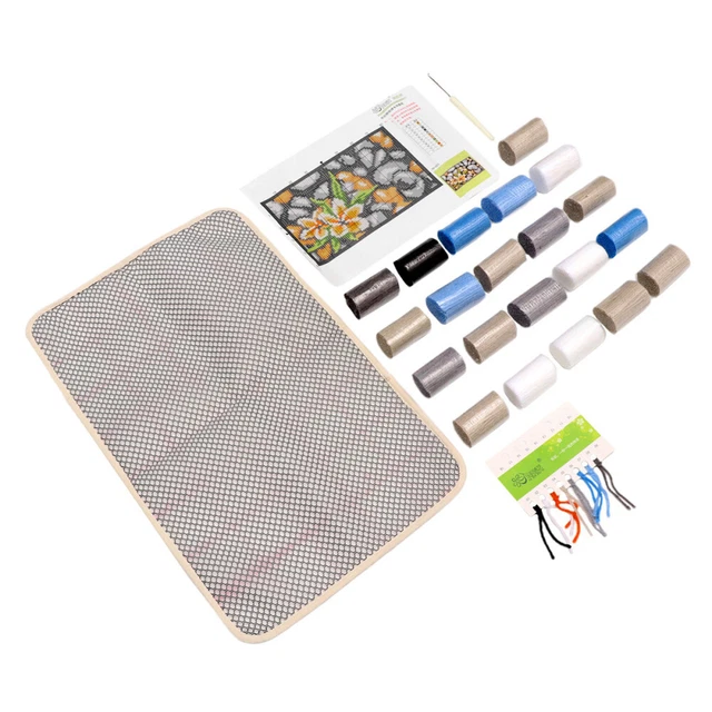 Handgefertigtes Besticktes Materialpaket Teppichstickerei Grey