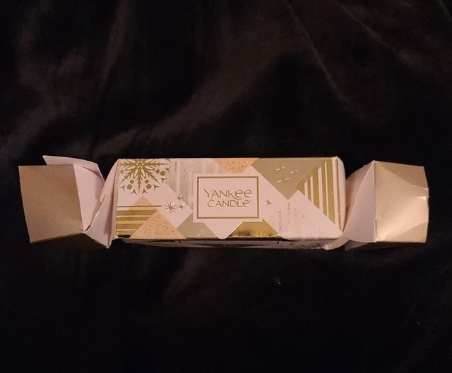 YANKEE CANDLE 3 x 49g Votive Candles Christmas Cracker Scented Candles