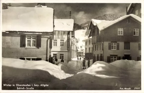 Ak Oberstaufen im Allgäu, Schlossstraße, Winter, Skifahrer - 10886720