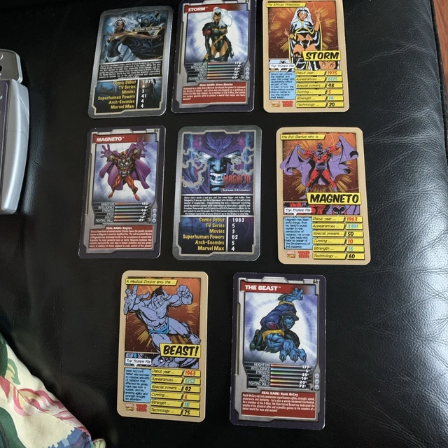 Top Trumps Marvel 30 Moments Tin - Gioco Di Carte Per 2+ Giocatori - Regalo Per Bambini Dai 12 Anni