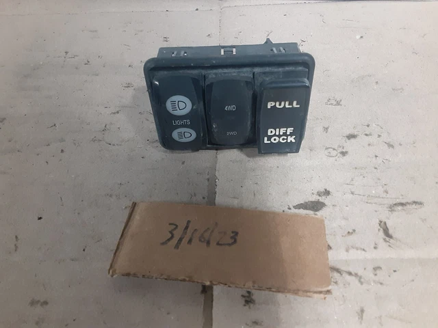 2008 Diff Lock Headlight  2WD 4WD Switch Panel 06-08 Prowler XT 650 H1 2721A x