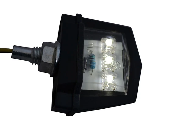 Feu LED Plaque Immatriculation Moto 12V Étanche - Universel Blanc - Facile à Installer