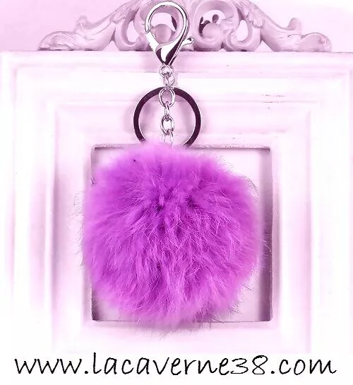 Porte clef clé pompon fourrure Angora violet bijoux de sac diam 60mm perles déco