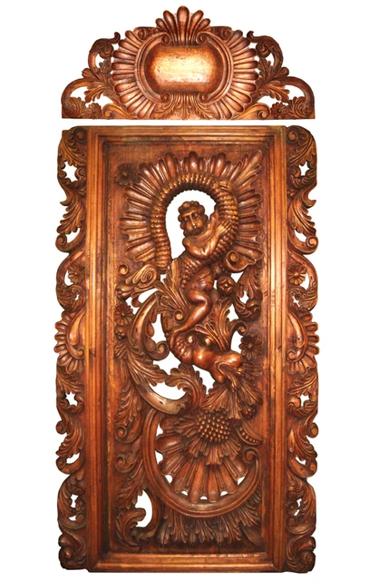 Porte sculptée – Atelier de la boiserie