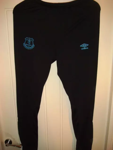 EVERTON FC UMBRO Football Black Training Pants Track Bottoms Small Adult V80 6.99 PicClick UK