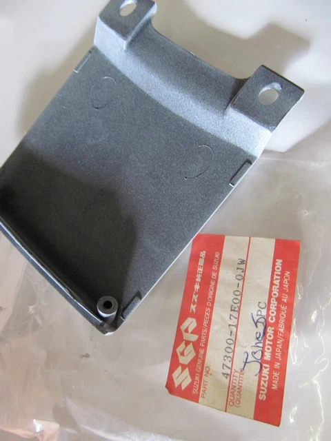 Suzuki GSX-R750 Cadre Housse Centre 1992-95 NOS GSXR750 Mi Queue 47300-17E00-0JW