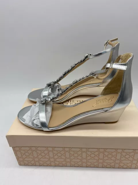 Jewel by Badgley Mischka Darrell Jeweled Metallic Silver Low Wedge Sandals Sz 8M