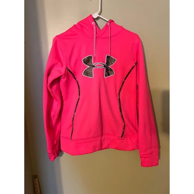 Under Armour / Camo / Breast Cancer Women’s Hoodie Medium (Q 4)
