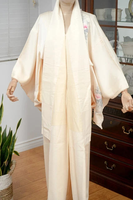 Dear Vanilla Japanese Silk Kimono Women's Robe Gown Authentic Japan Vintage Mint 7