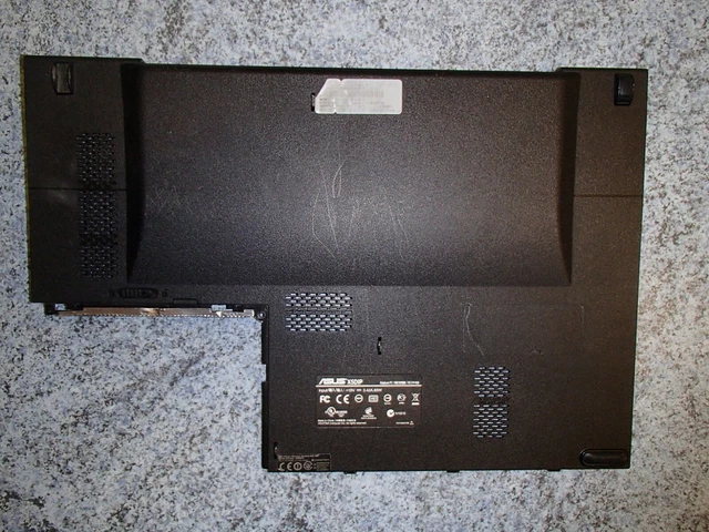 Cache Disque Dur Pour Asus X70Z - Référence 13GND91AP020-1 - Occasion, Bon état